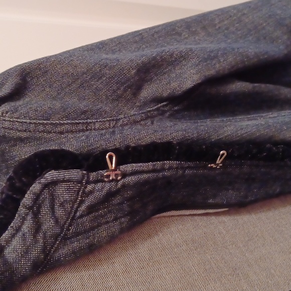 Denim Lace & Velvet Trimmed Fitted Jacket. - Picture 6 of 11